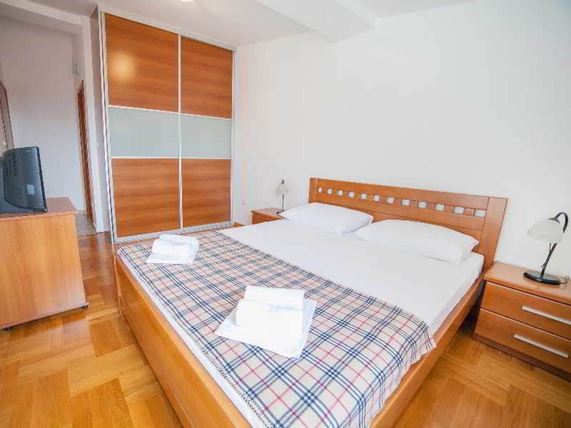 Apartments Ivan Петровац Экстерьер фото